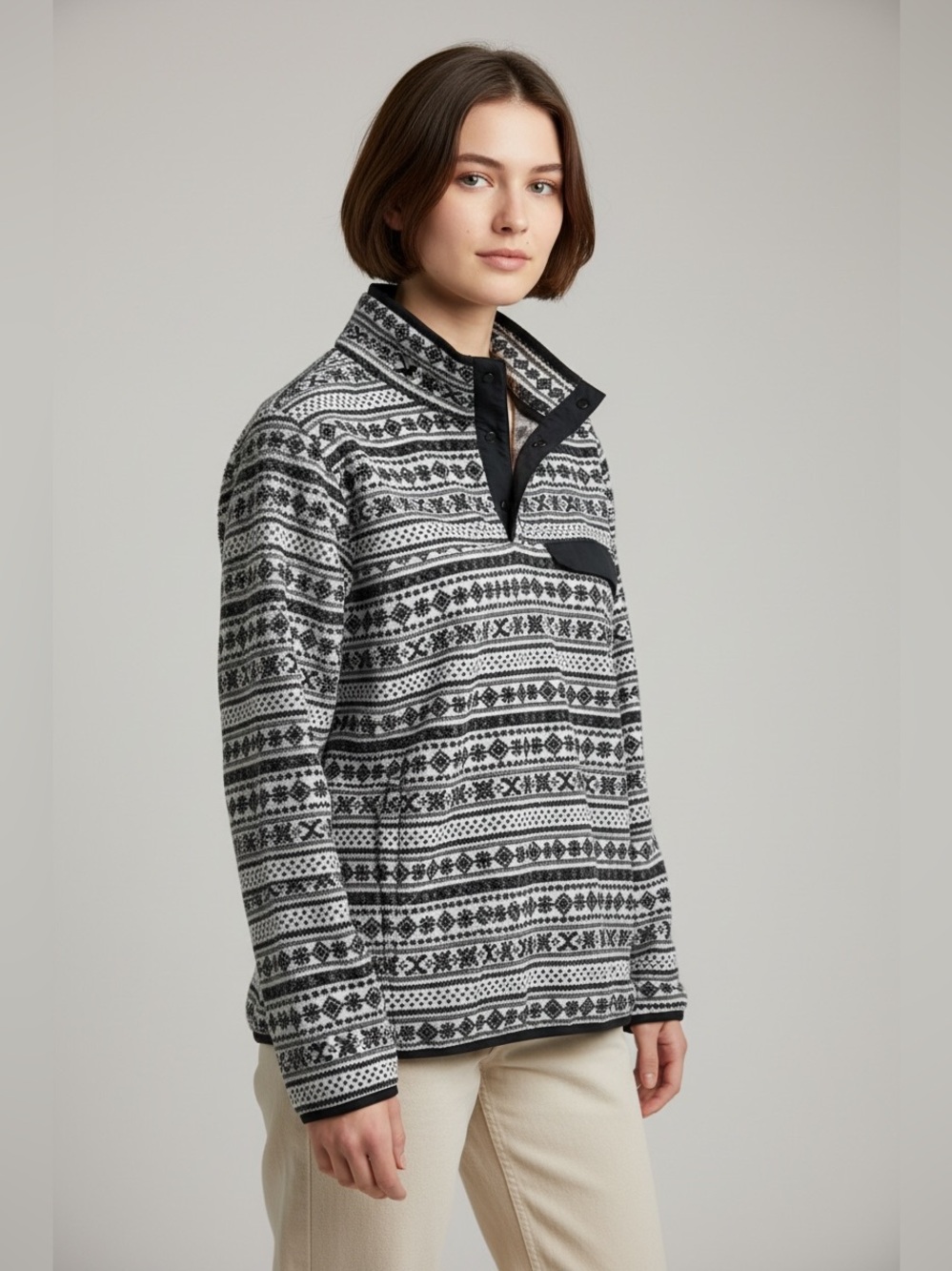 Jachs Black and White Zip-Up Patterned Sweater